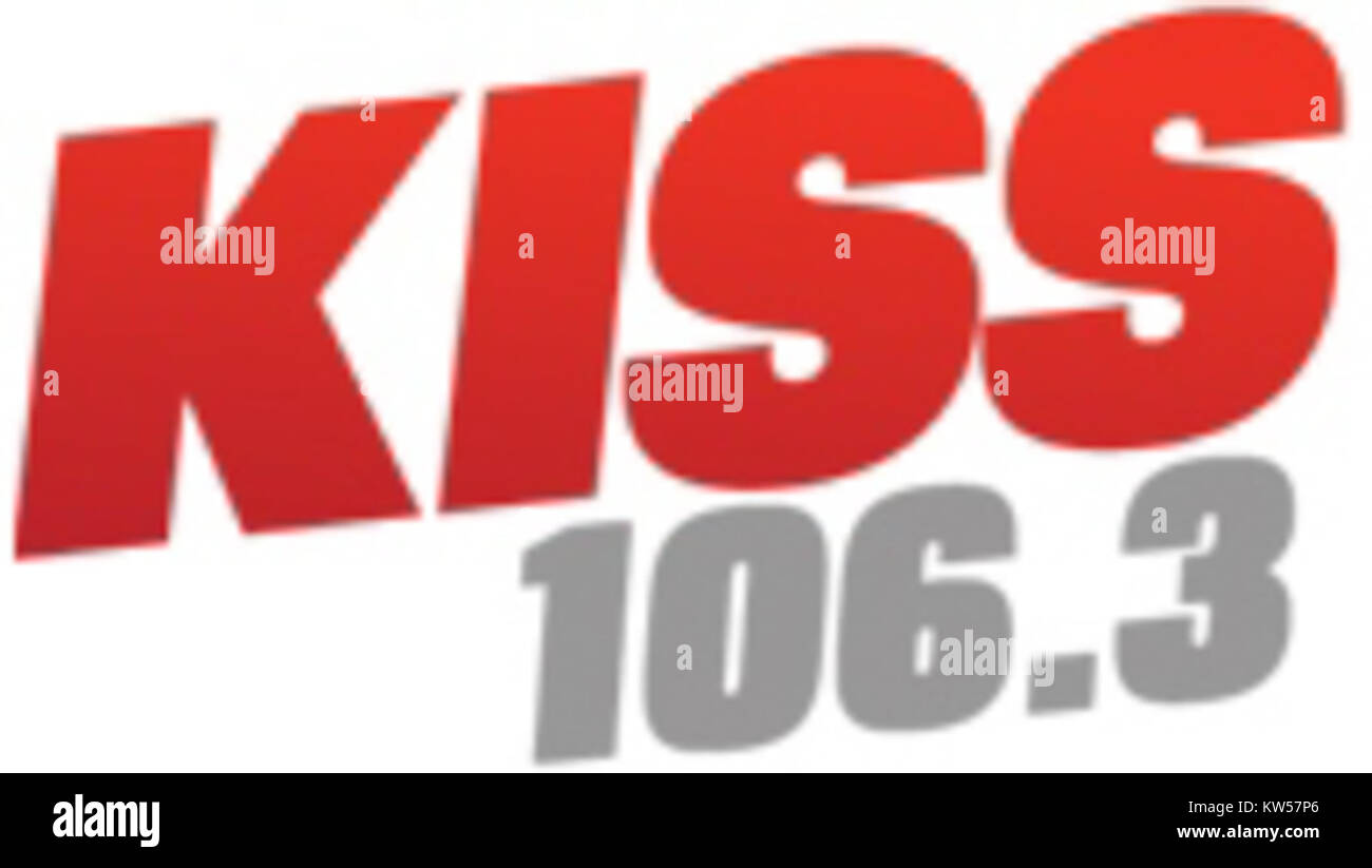 KISS 106.3, una stazione radio, è nota per il suo logo, che riflette la sua identità di marchio. Il logo simboleggia la sua presenza e influenza nel panorama dei media. Foto Stock