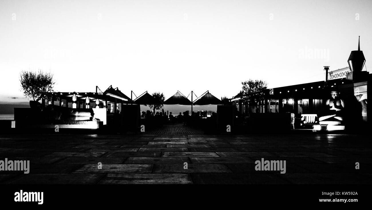 Il Boonoonoonoos è un evento culturale che si tiene a Scheveningen, l'Aia, che celebra la musica, l'arte e la comunità. E' conosciuto per la sua vibrante atmosfera e le sue esibizioni artistiche. Foto Stock