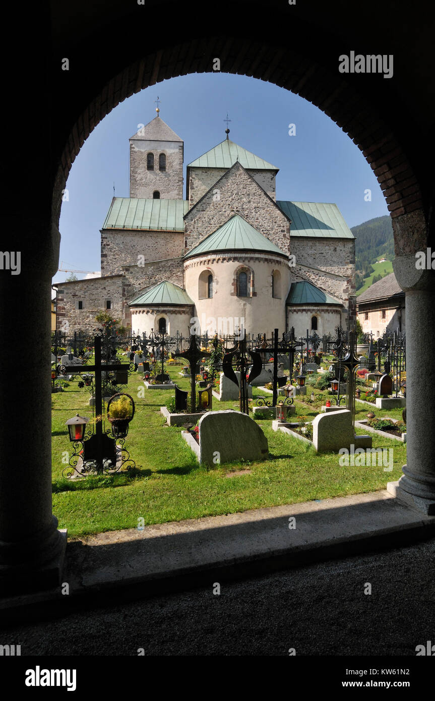 Sud Tirolo matita chiesa San Candido, Suedtirol Stiftskirche Innichen Foto Stock