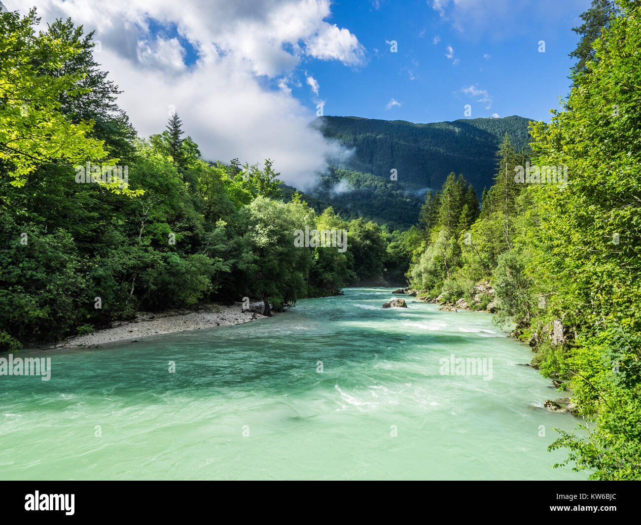 Il fiume Soca in Slovenia visto da sopra Foto Stock