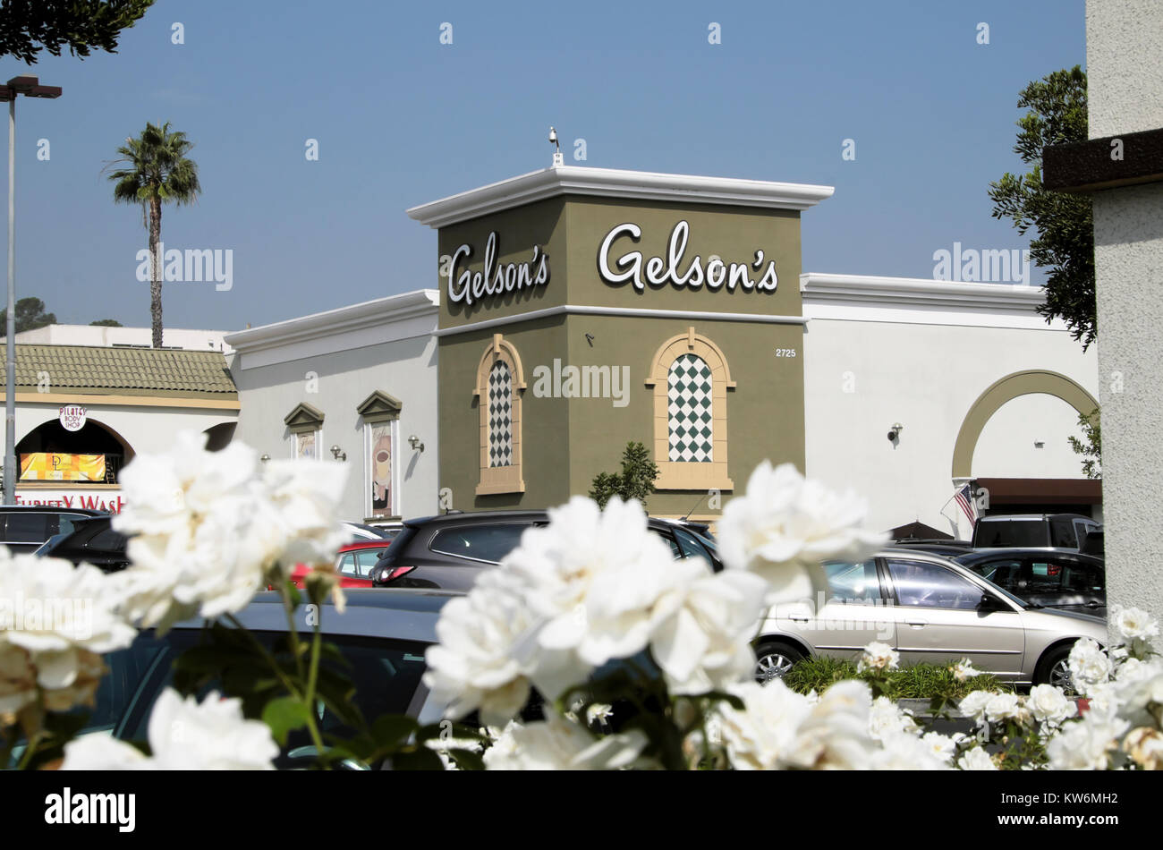 Gelson Mercato del negozio di alimentari esterno su Hyperion Avenue in argento lago vicino a Los Feliz area in Los Angeles, la California USA KATHY DEWITT Foto Stock