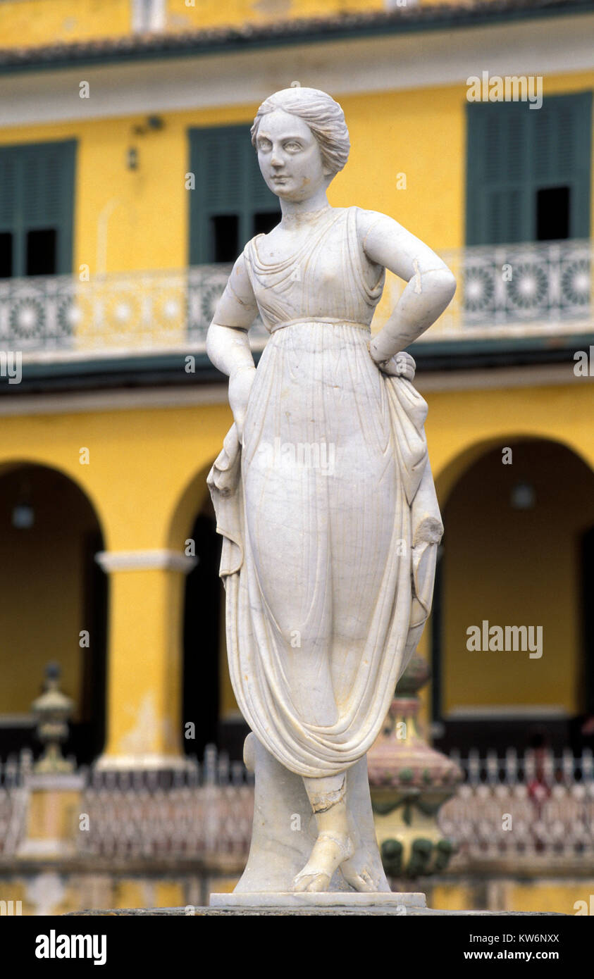 Trinidad, statua a Plaza Mayor, Cuba Foto Stock