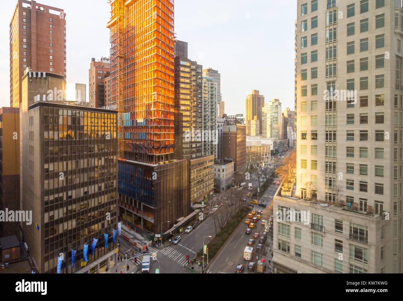 Vista dell'upper west side di Manhattan da una hgh vantage point su Broadway, New York Foto Stock