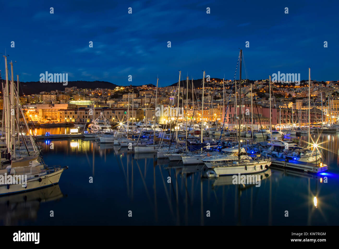 Porto Antico di Genova, meta del turismo europeo Foto Stock