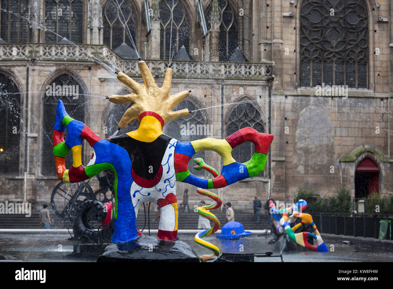 Francia, Parigi (75), Niki de Saint Phalle e Jean Tinguely sculture, Place Igor Stravinsky Foto Stock