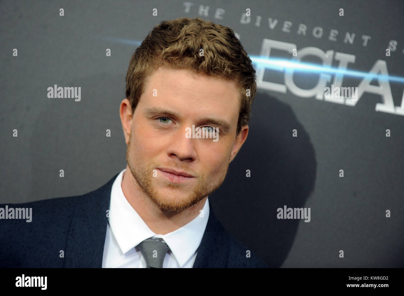 NEW YORK, NY - MARZO 14: Jonny Weston assiste il 'Allegiant' New York premiere a AMC Loews Lincoln Square 13 teatro di Marzo 14, 2016 a New York City. Persone: Jonny Weston Foto Stock