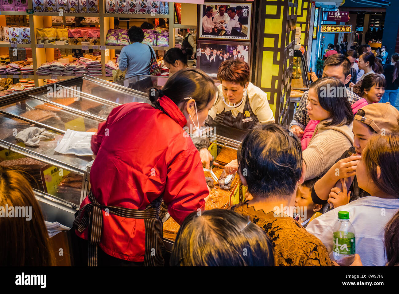 Macao affollata strada commerciale negozi Foto Stock