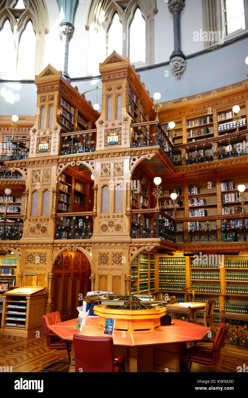 La Biblioteca parlamentare situato nel blocco centrale del Parliment edifici in Ottawa, Ontario, Canada. Foto Stock