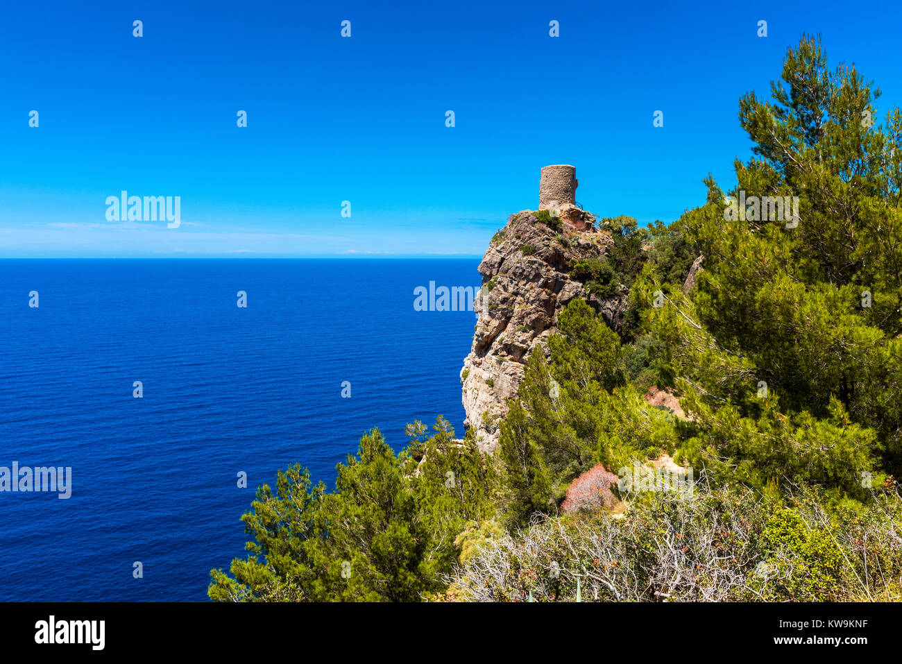 Antica torre di avvistamento in Banyalbufar, Maiorca, isole Baleari, Spagna Foto Stock
