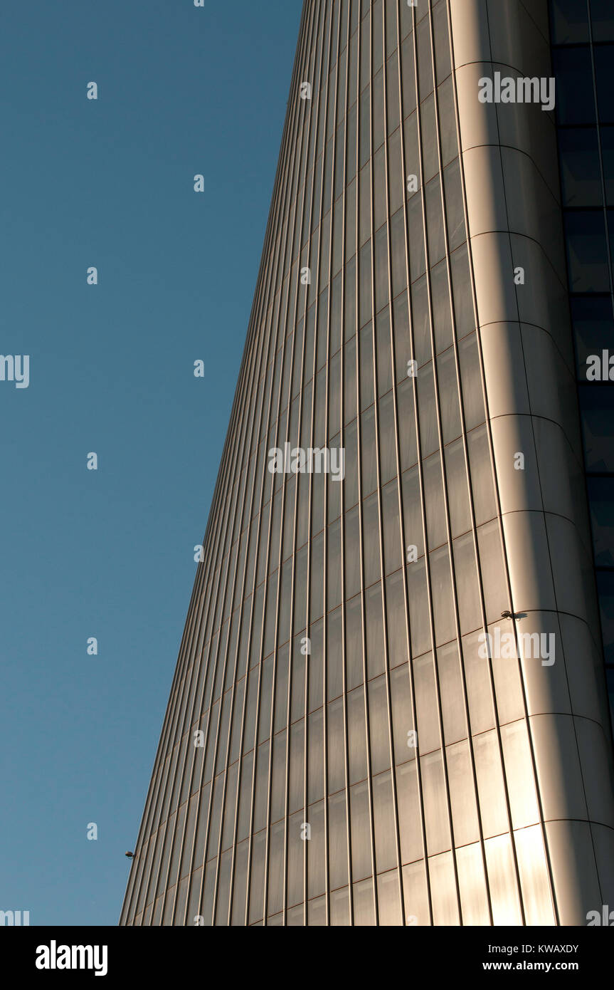 L audace forma della nuova torre Generali a Milano (Italia) Foto Stock
