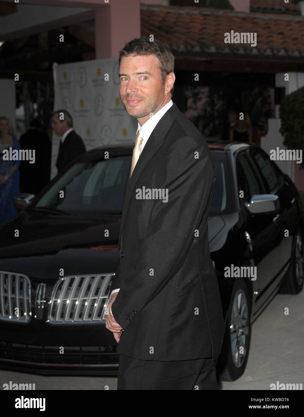 DELRAY Beach, FL - novembre 06: Scott Foley assiste il Chris Evert e Raymond James cocktail alla reception al Boca Raton Resort & Club il 6 novembre 2010 in Boca Raton, Florida. Persone: Scott Foley Foto Stock