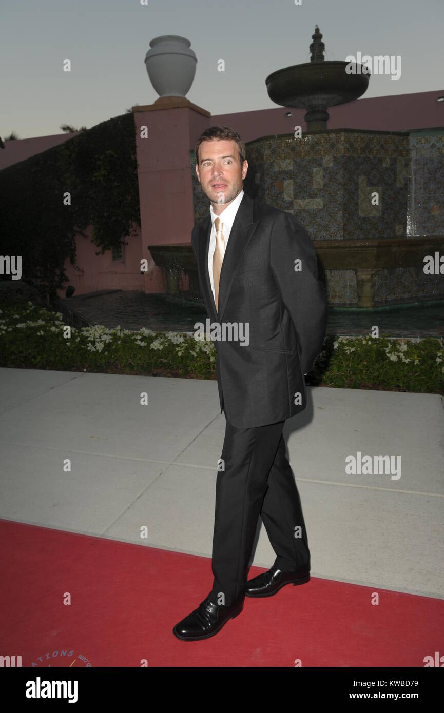 DELRAY Beach, FL - novembre 06: Scott Foley assiste il Chris Evert e Raymond James cocktail alla reception al Boca Raton Resort & Club il 6 novembre 2010 in Boca Raton, Florida. Persone: Scott Foley Foto Stock