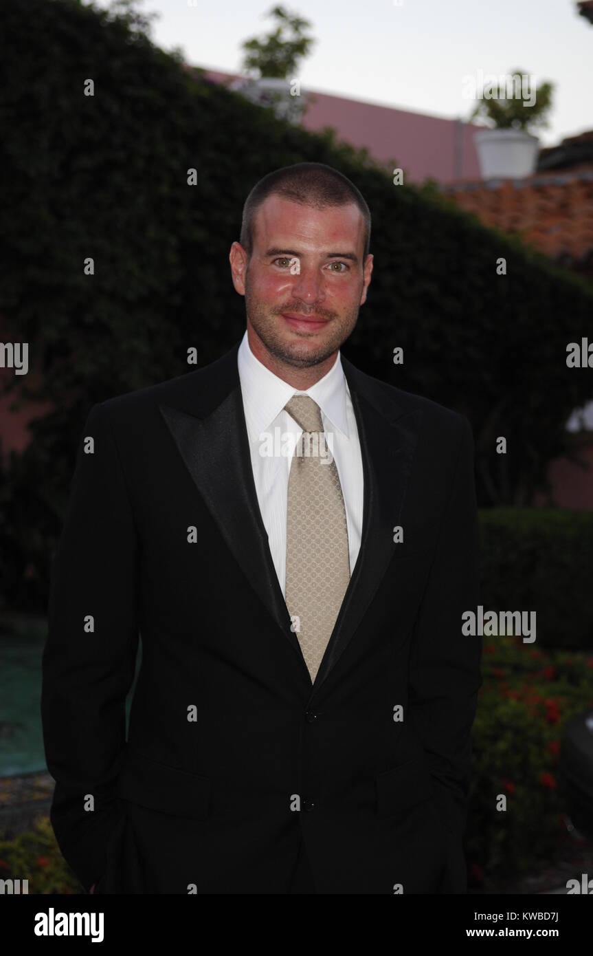 DELRAY Beach, FL - novembre 06: Scott Foley assiste il Chris Evert e Raymond James cocktail alla reception al Boca Raton Resort & Club il 6 novembre 2010 in Boca Raton, Florida. Persone: Scott Foley Foto Stock