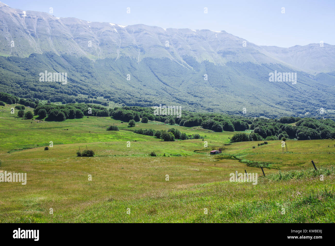 Verde paesaggio, Majella riserva naturale in Abruzzo, Italia. Foto Stock