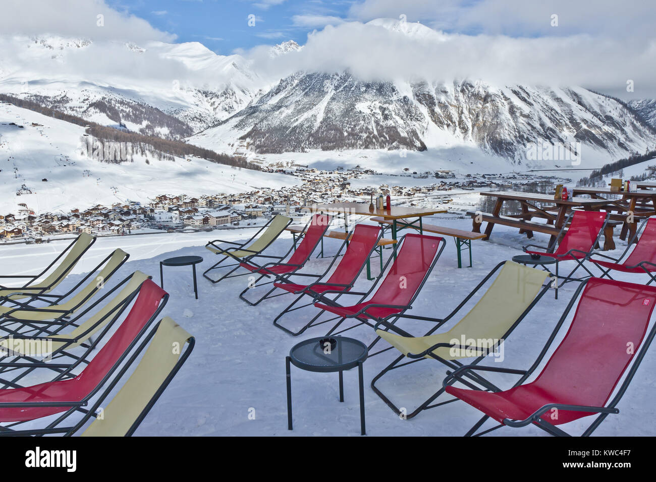 Ski cafe in montagna vicino a Livigno, Italia Foto Stock
