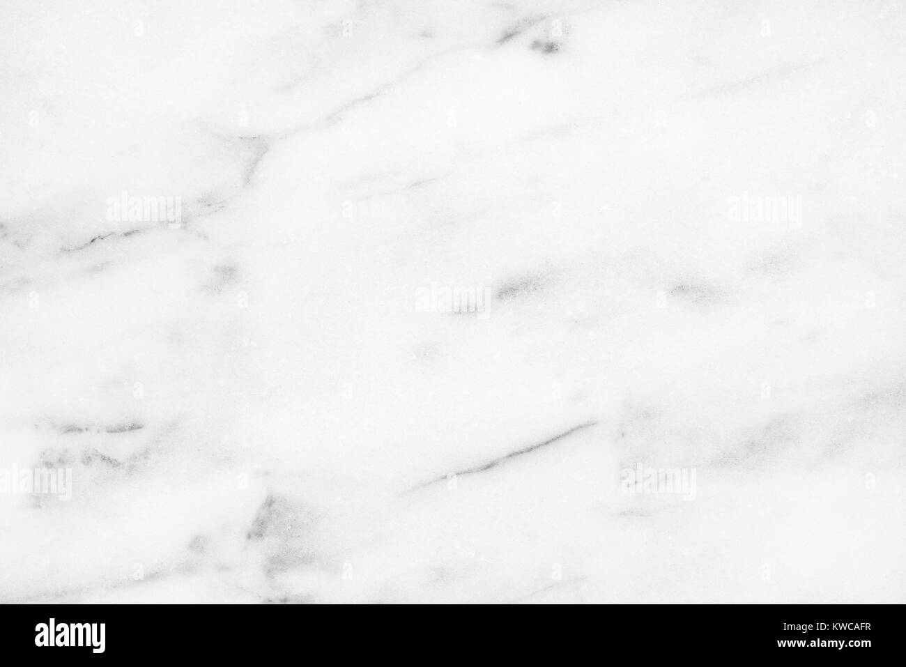 Il marmo bianco di Carrara luce naturale per il bagno o la cucina countertop bianco. Alta risoluzione texture e pattern. Foto Stock