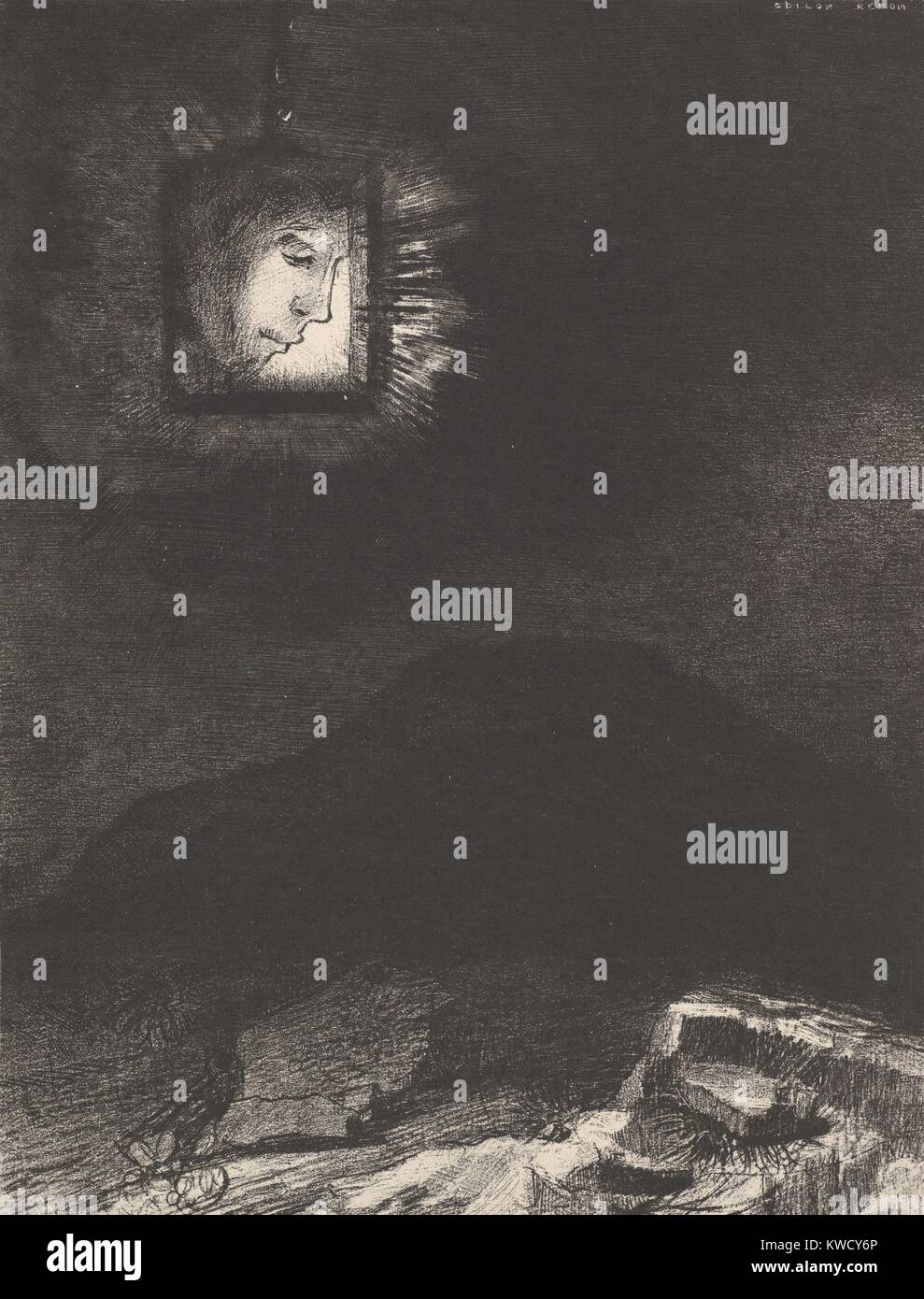 La vaga Barlume di una testa Sospesa nello spazio, da Odilon Redon, 1891, francese stampa simbolista. Questa fantasiosa litografia di imposta un profilo incorniciata ritratto al di sopra di un paesaggio scuro (BSLOC 2017 5 130) Foto Stock