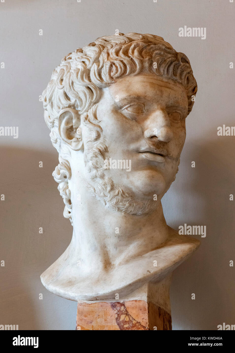Busto dell'Imperatore Nerone, Palazzo Nuovo, Musei Capitolini di Roma, Italia Foto Stock