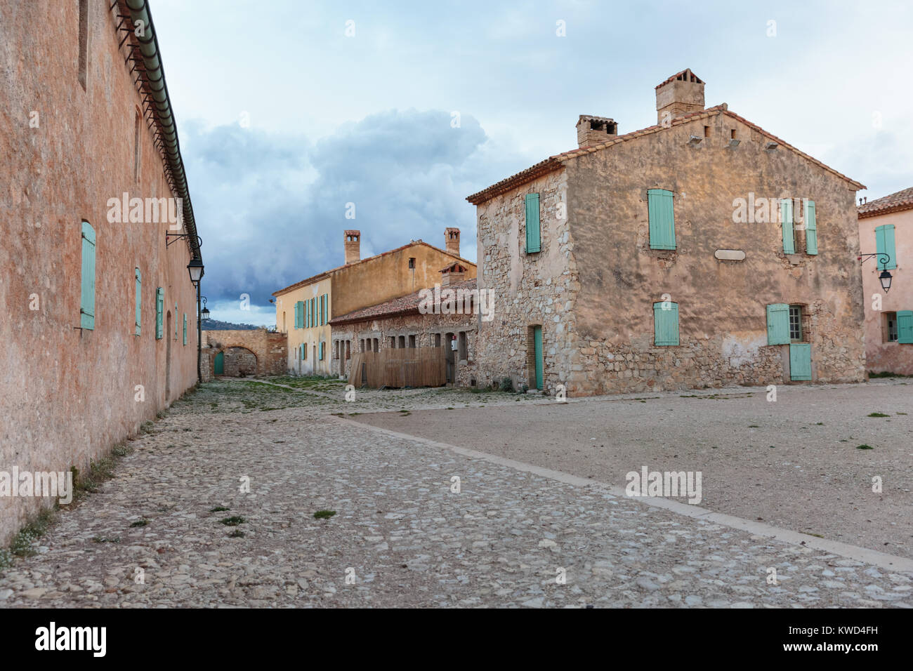 Edifici storici e architettura di Fort Royal ex caserme e carceri, Île Sainte Marguerite, Cannes, Cote d'Azur, in Francia Foto Stock