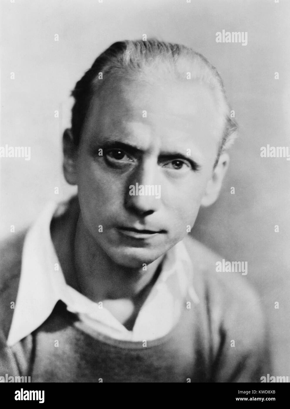 Thorne Smith, scrittore americano del soprannaturale umoristico fantasy fiction. Nel suo romanzo del 1926, "Topper", è di circa il banchiere Cosmo Topper il rapporto con i fantasmi, di giovani Marion e George Curby. 1937 Il film, topper, starred Cary Grant nel titolo (ROL BSLOC 2016 8 143) Foto Stock