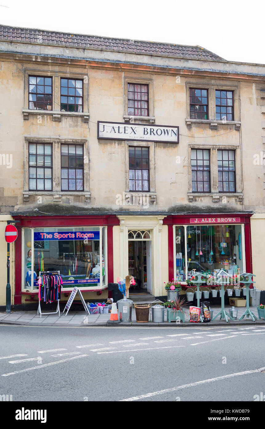J.ALEX BROWN un vecchio negozio di ferramenta istituito nel 1856 in Bradford on Avon Wiltshire, Inghilterra REGNO UNITO Foto Stock