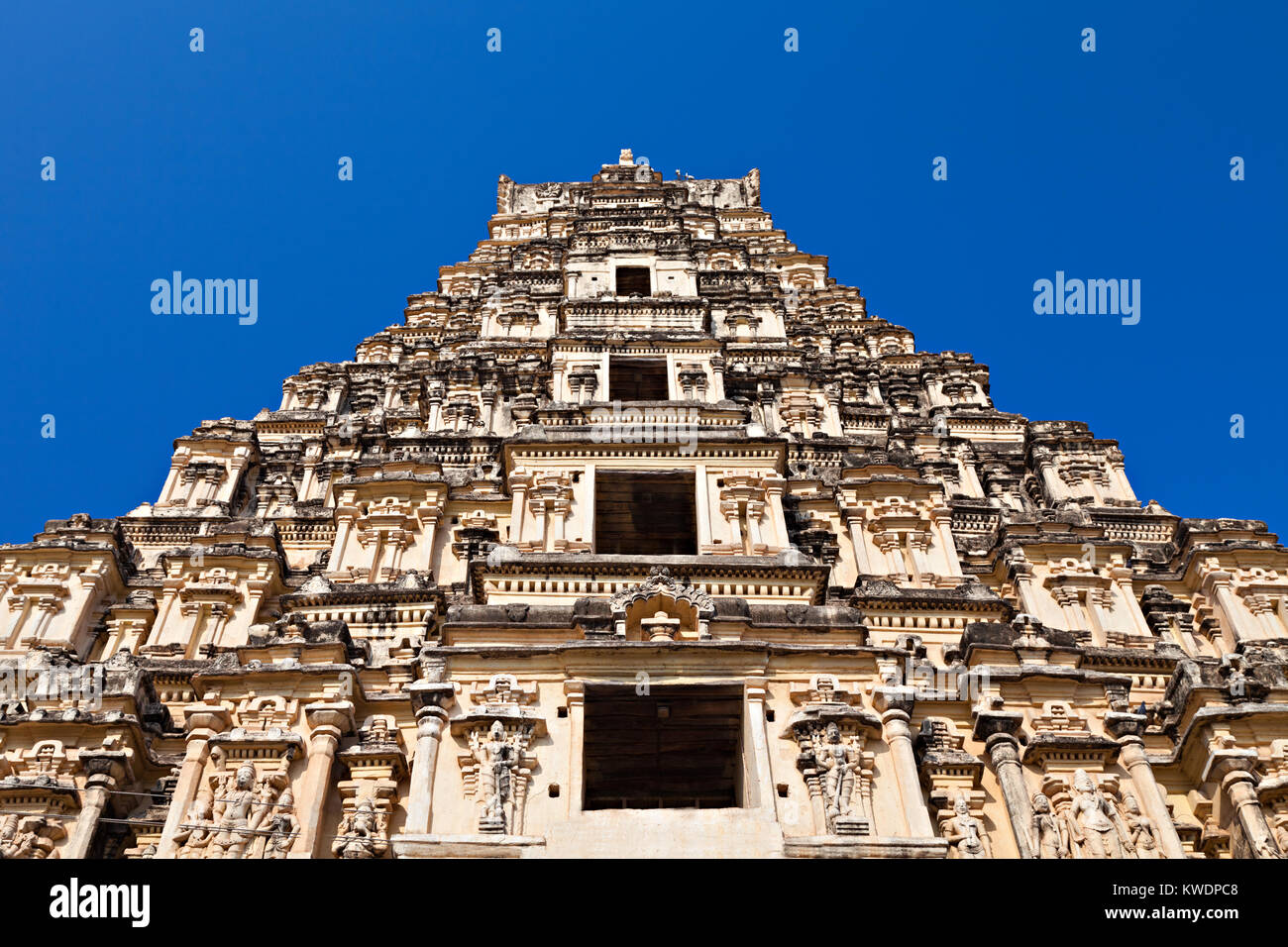 Gopuram Principale del Tempio Virupaksha, Hampi, India Foto Stock