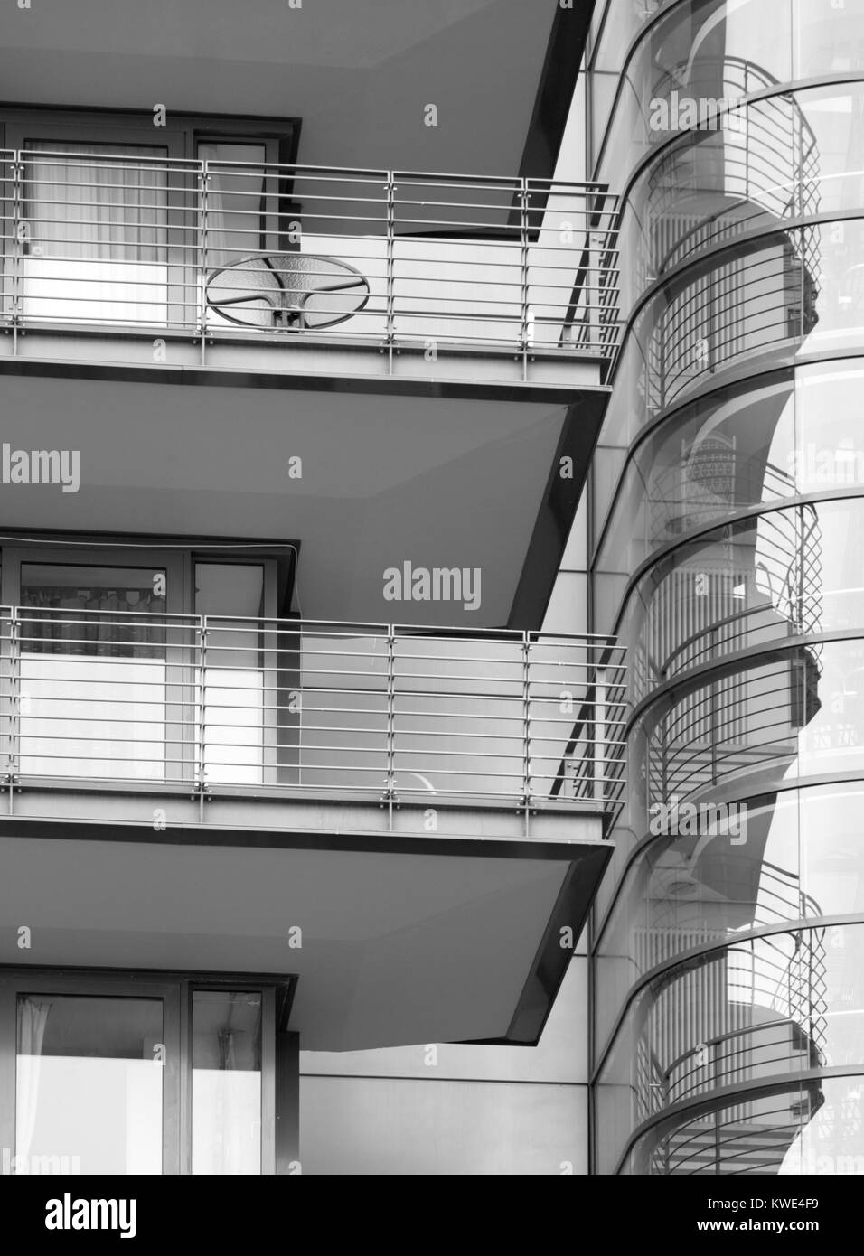 Parte di un edificio di appartamenti vicino a Potsdamer Platz di Berlino. Foto Stock