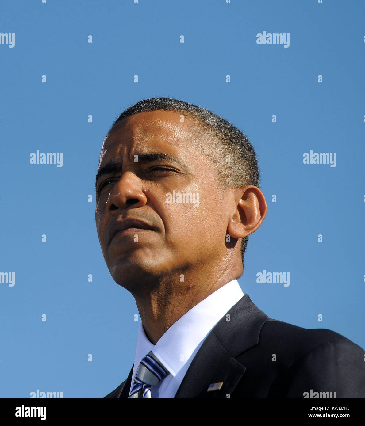 Il Presidente degli Stati Uniti Barack Obama commemora l'undicesimo anniversario della 9-11 attacchi al Pentagono, a settembre, 11, 2012 in Arlington, Virginia.Credit: Olivier Douliery / Pool via CNP/ MediaPunch Foto Stock