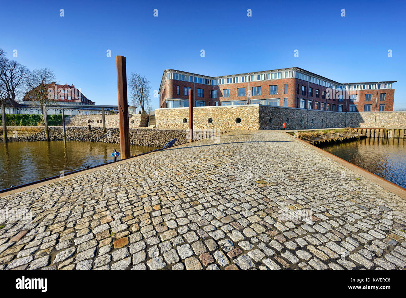 Zollenspieker ferry boat-house sull'Elba in Kirchwerder, 4 e terreni paludosi, Amburgo, Germania, Europa Zollenspieker Faehrhaus an der Elbe in Kirchwe Foto Stock