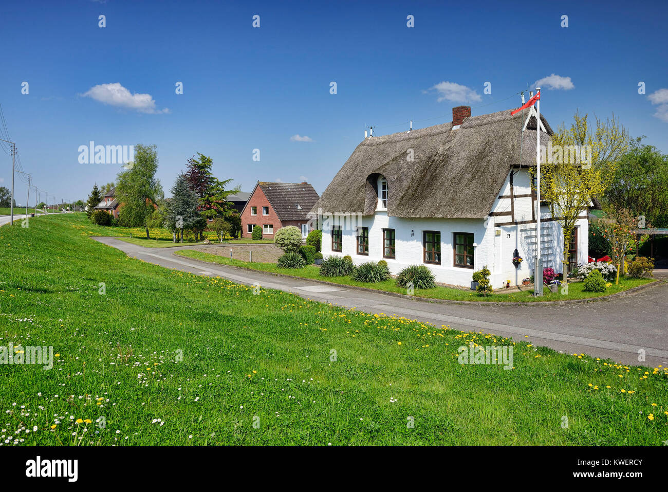 Case nelle principali Spadenlaender dyke, 4 e terreni paludosi, Amburgo, Germania, Europa, Haeuser am Spadenlaender Hauptdeich, Vier- und Marschlande, Deutsc Foto Stock