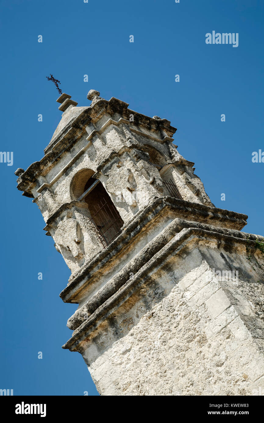 Campanile, la Missione di San Jose y San Miguel de Aguayo (1782), San Antonio Missions National Historical Park di San Antonio, Texas, Stati Uniti d'America Foto Stock