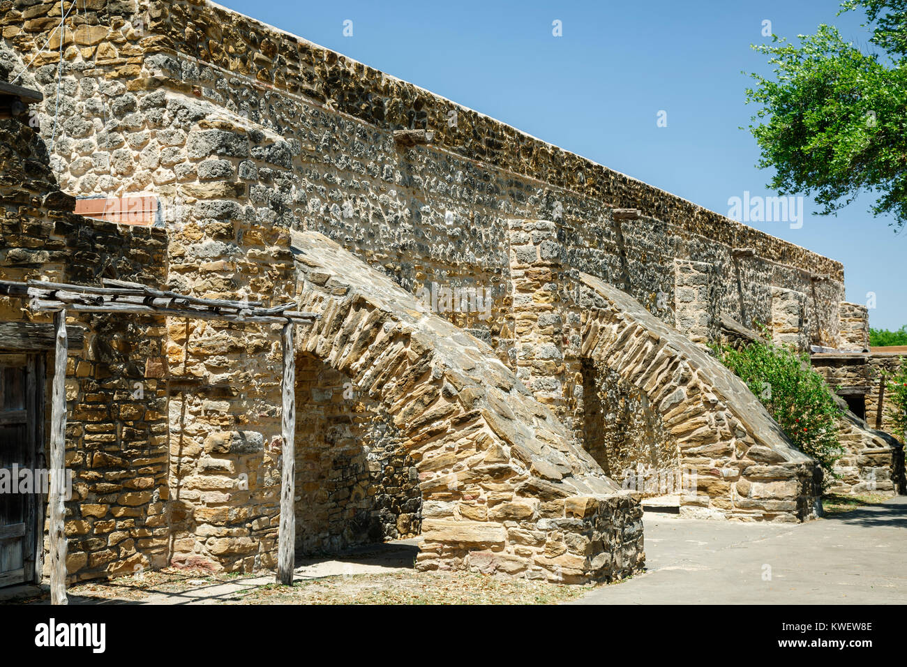 Arginato il granaio di pareti, la Missione di San Jose y San Miguel de Aguayo (1782), San Antonio Missions National Historical Park di San Antonio, Texas, Stati Uniti d'America Foto Stock