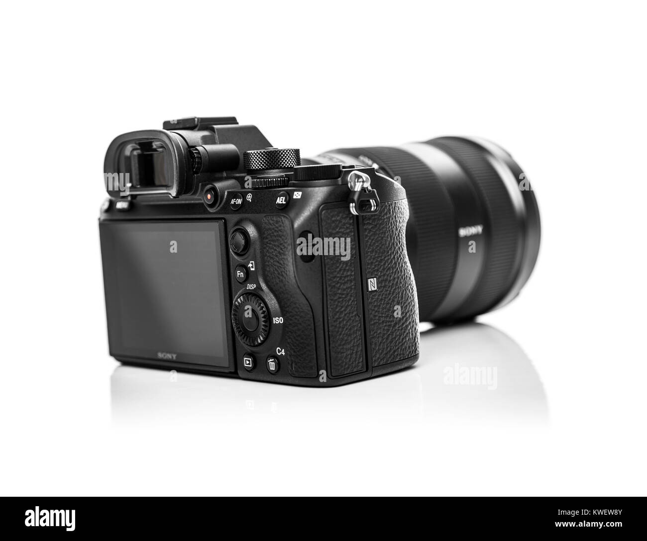 Sony Alpha a7R III Mirrorless fotocamera digitale. Foto Stock