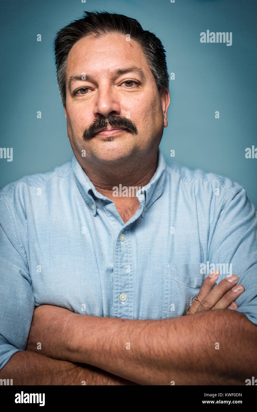 Randy Bryce, candidato democratico per Wisconsin il primo quartiere congressuale. Egli è un lavoratore di ferro, elemento di raccordo, e noto come 'il ferro Stache.". Foto Stock