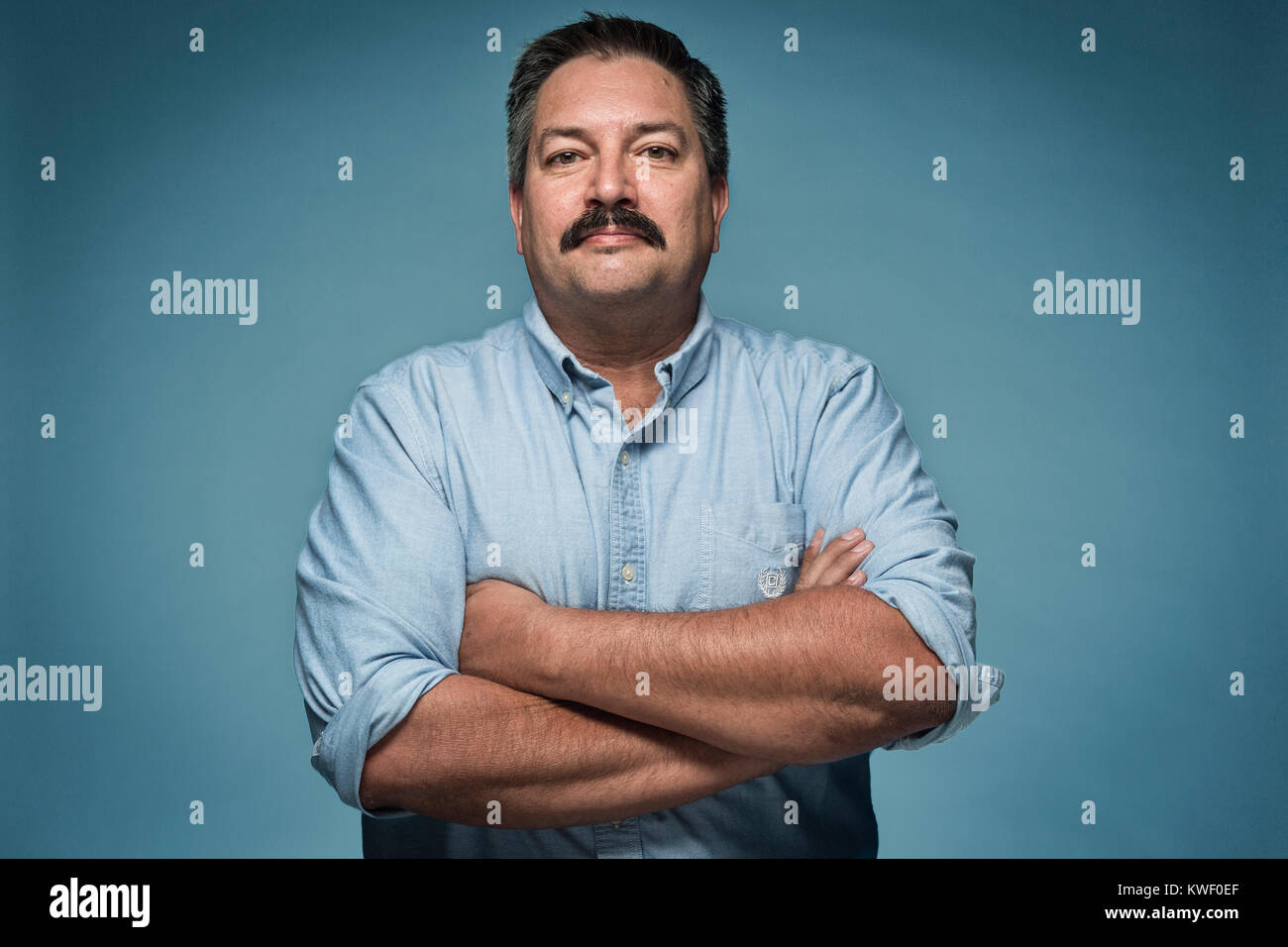 Randy Bryce, candidato democratico per Wisconsin il primo quartiere congressuale. Egli è un lavoratore di ferro, elemento di raccordo, e noto come 'il ferro Stache.". Foto Stock