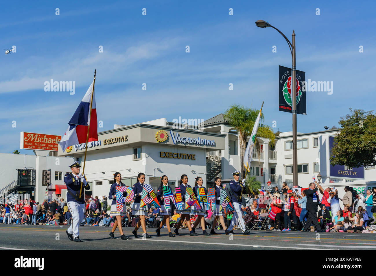 Pasadena, 1 gen: Panama high school band mostra della superba torneo del famoso Rose Parade il Jan 1, 2017 a Pasadena, in California, Stati Uniti Foto Stock