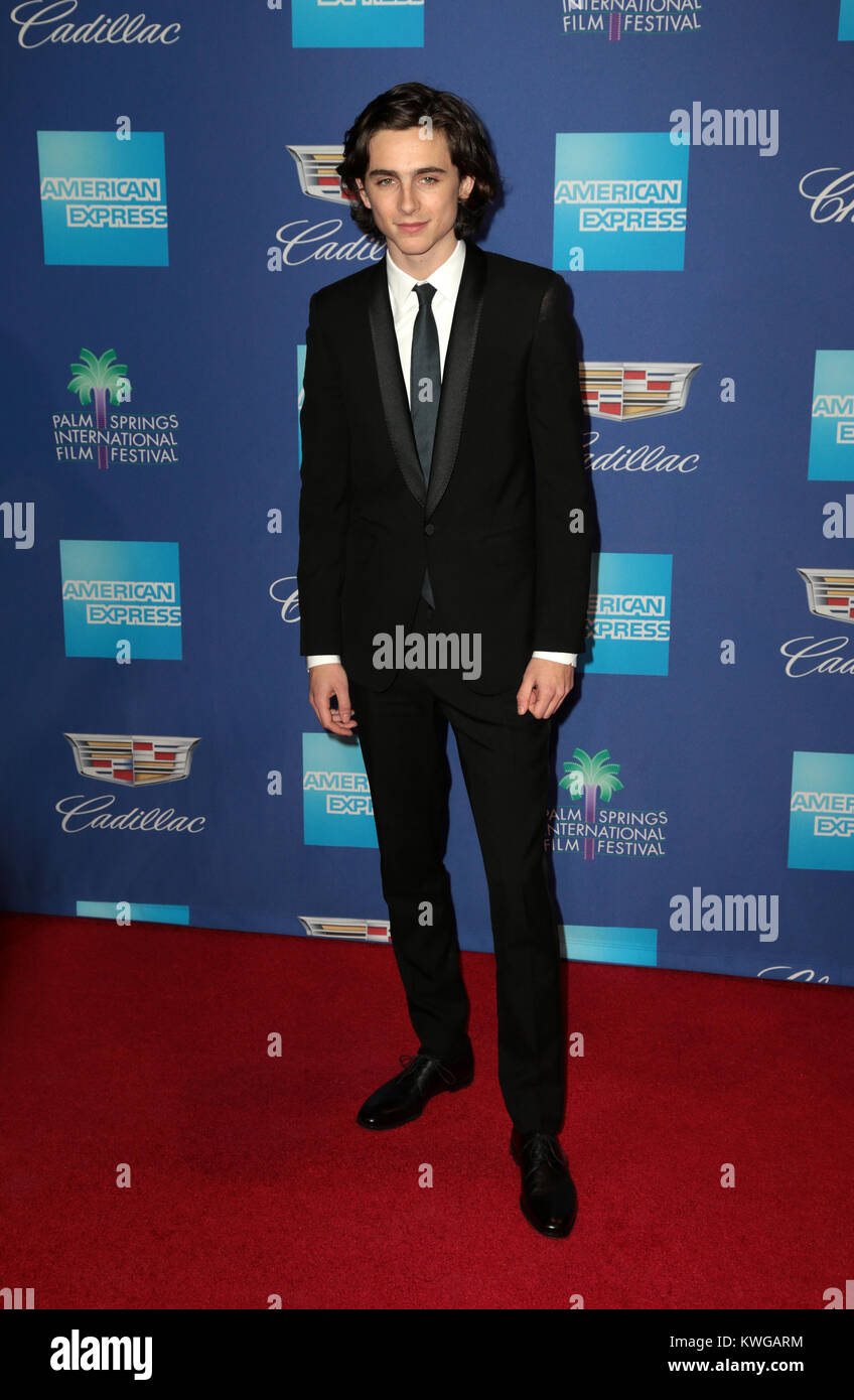 Palm Springs, CA. Il 2 gennaio, 2018. Timothée Chalamet, al 29 Annuale di Palm Springs International Film Festival Awards Gala a Palm Springs Convention Center di Palm Springs, California il 2 gennaio 2018. Credito: Faye Sadou/media/punzone Alamy Live News Foto Stock