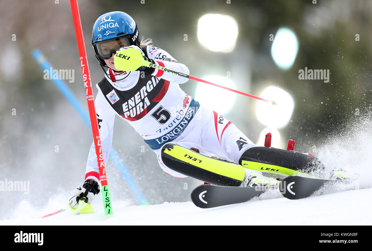 Zagabria, Croazia. 3 gennaio, 2018. Bernadette Schild di Austria compete durante la prima prova di Coppa del Mondo di Sci Alpino del signore di Slalom a Zagabria in Croazia, a gennaio 3, 2018. Bernadette Schild finito quinto nella prima corsa. Credito: Slavko Midzor/Xinhua/Alamy Live News Foto Stock