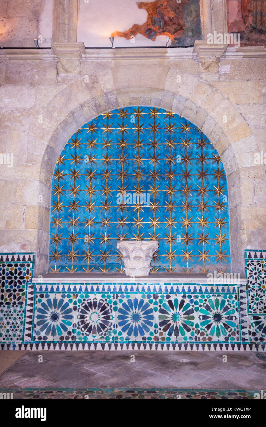 Cordoba, Spagna. Il Mudéjar Cappella di San Bartolomé, una quattrocentesca cappella funeraria. Foto Stock