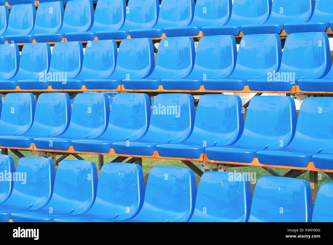 Vuoto in plastica blu Outdoor Stadium sedi Closeup Foto Stock