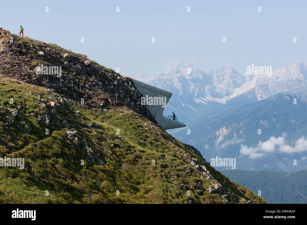 Zaha Hadid Architects, Messner Mountain Museum Corones, seduto sulla cima del Plan de Corones picco alpino nelle Dolomiti, Alto Adige, Italia Foto Stock