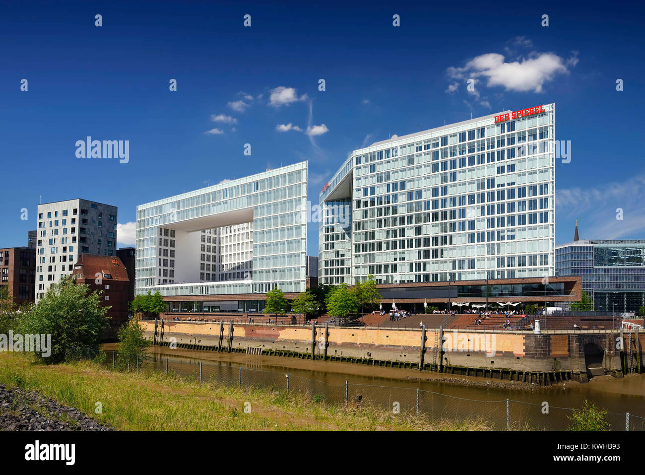 Specchio-publishing company edificio e Ericus-Contor nel Ericusspitze nella città portuale di Amburgo, Germania, Europa Spiegel-VerlagsgebÃ¤ude und Foto Stock