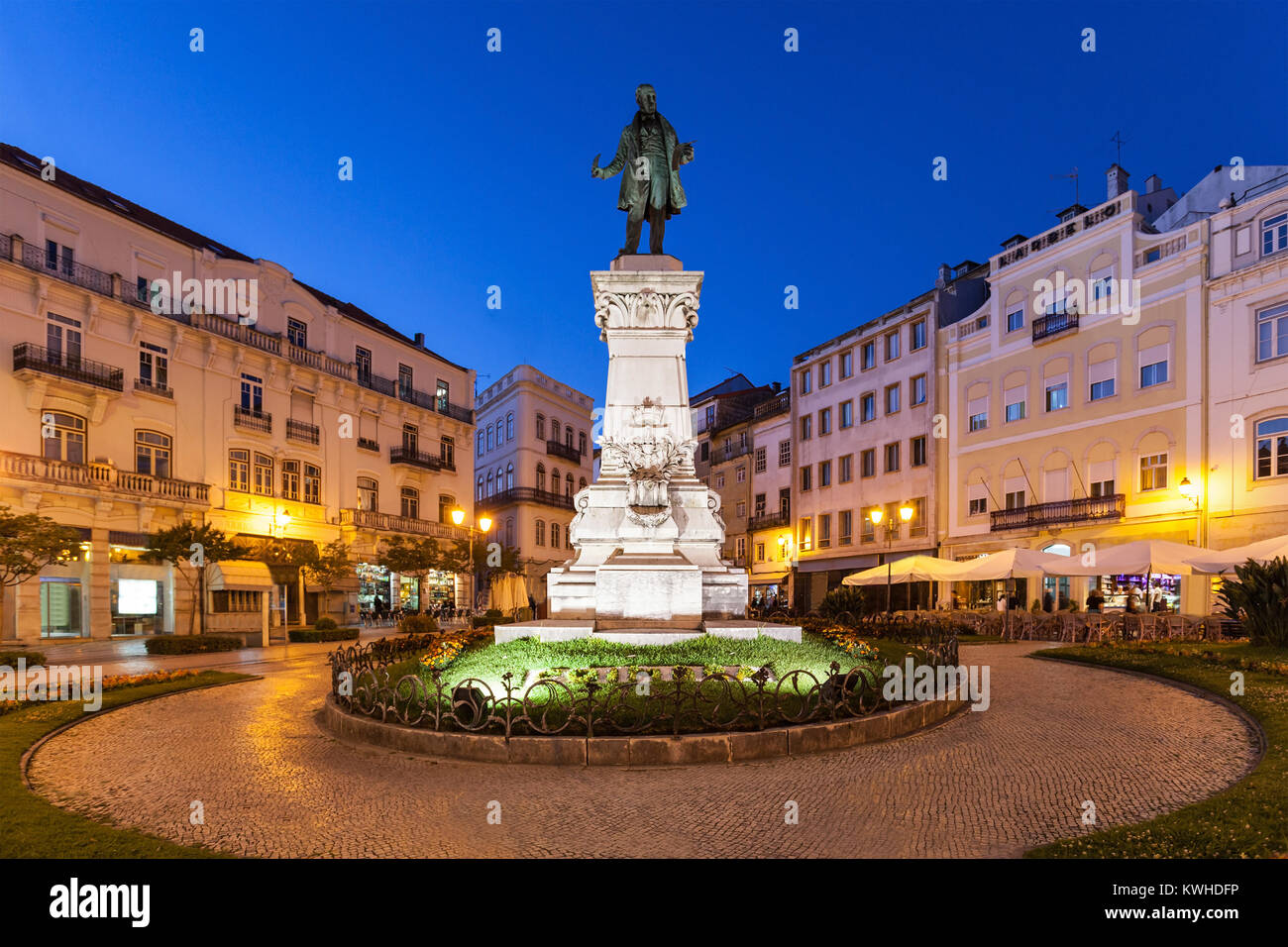 Joaquim Antonio de Aguiar monumento al Largo da Portagem di Coimbra, in Portogallo. Egli è stato un eminente uomo politico portoghese. Foto Stock