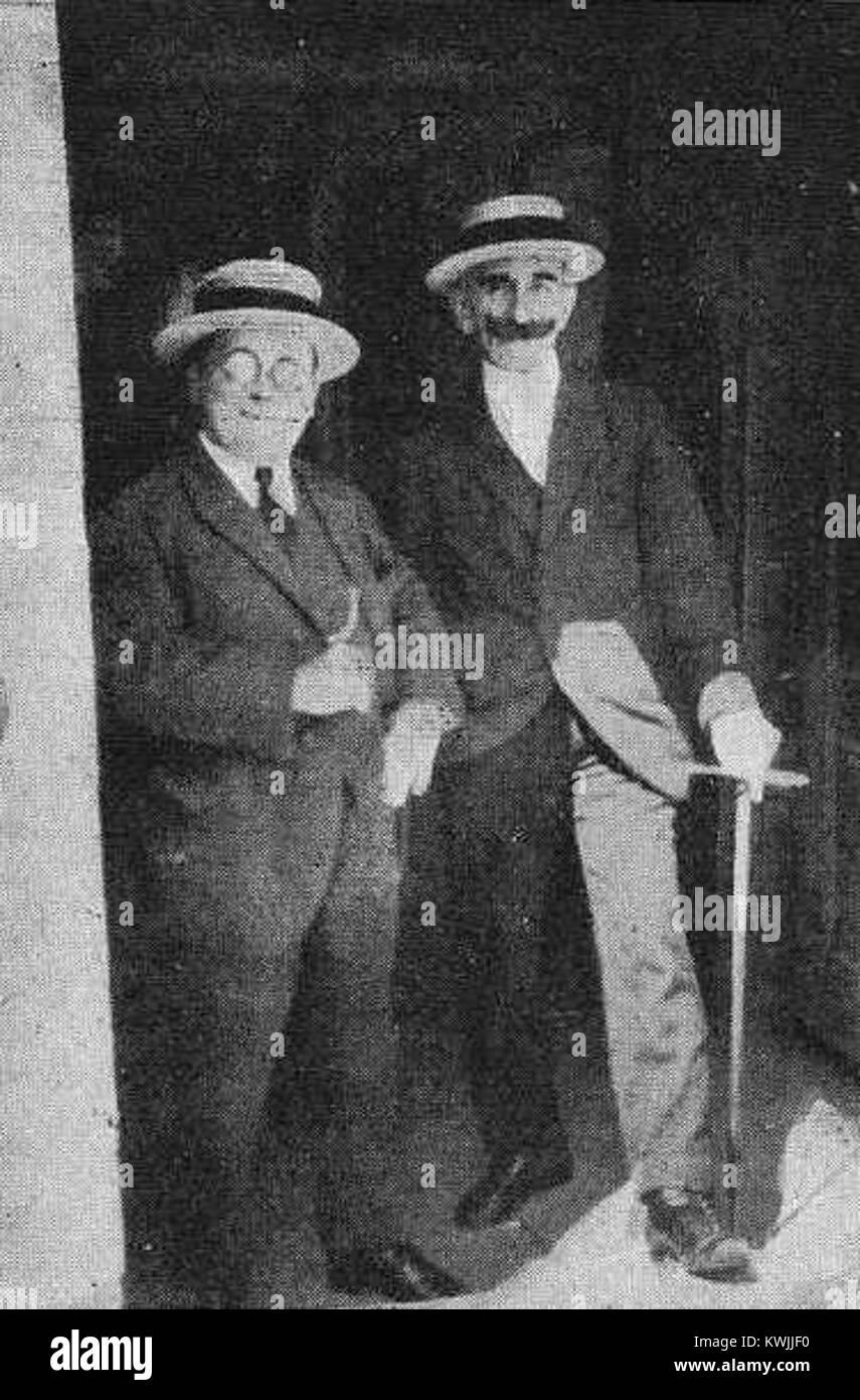 Julio Pérez de Guerra e José Vega Blanco en Lugo 1920 Foto Stock