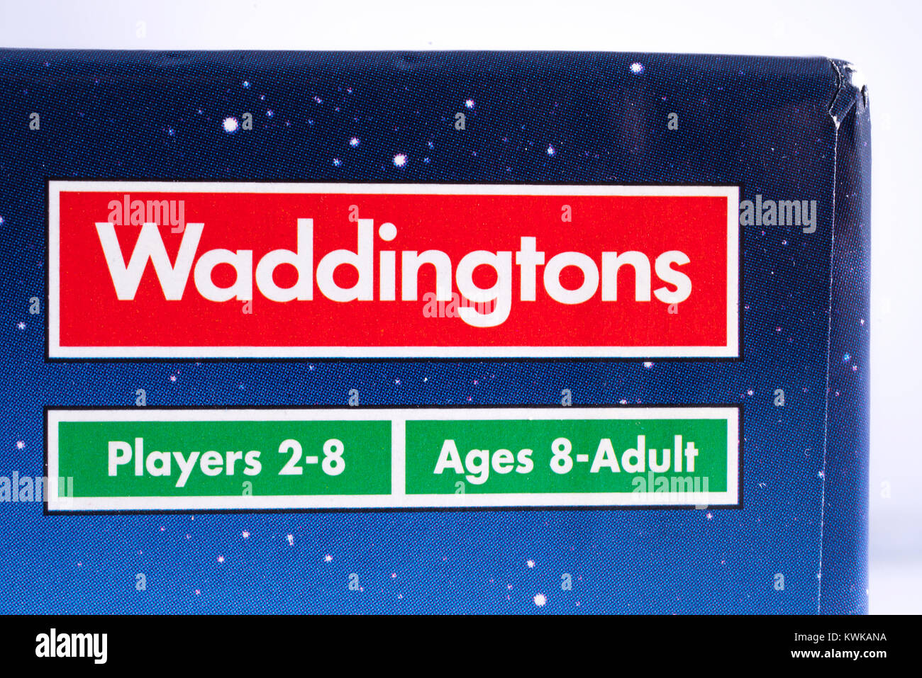 LONDON, Regno Unito - 18 dicembre 2017: un close-up della Waddingtons logo sulla confezione di un gioco da tavolo, il 18 dicembre 2017. Waddingtons era un publis Foto Stock