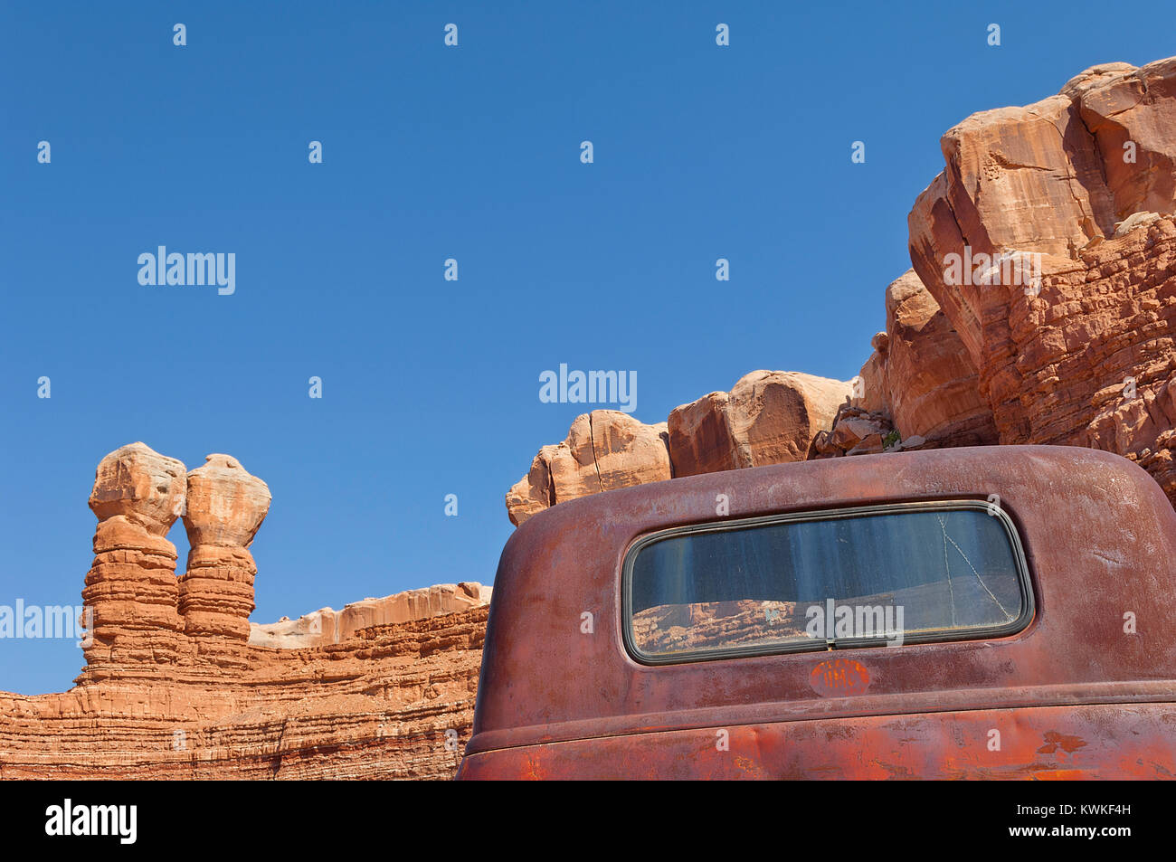 Vecchio arrugginito pickup truck, Bluff, Utah, Stati Uniti d'America Foto Stock