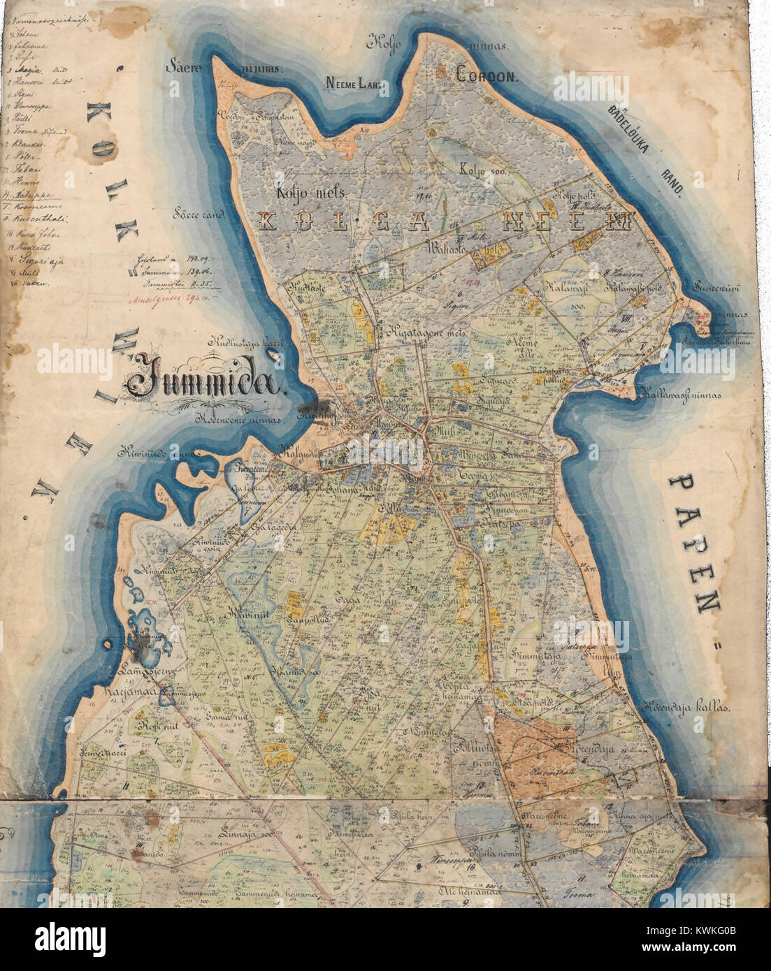 Juminda in Estonia è un villaggio costiero sulla penisola di Juminda, noto per il suo faro costruito nel 1937 e il suo memoriale che segna la battaglia navale del 1941; non esiste un castello ben attestato chiamato "Juminda Kula" nella regione. Foto Stock