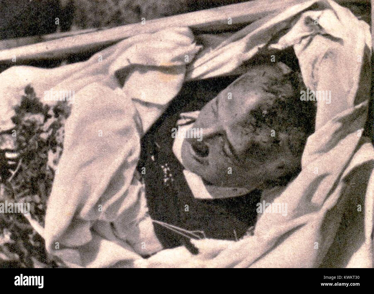 Questa immagine si riferisce a "Zrtev domobrancev", che probabilmente commemora le vittime delle unità Domobranec durante la seconda guerra mondiale in Slovenia. Foto Stock