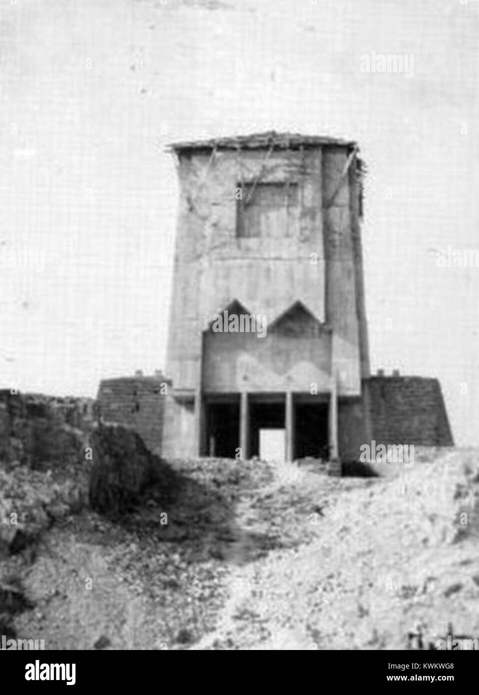 Il Memoriale di guerra giapponese di Hong Kong commemora le vite perse durante la seconda guerra mondiale, in particolare quelle che morirono nell'occupazione giapponese di Hong Kong. Si erge come sito storico in onore dei sacrifici delle vittime militari e civili della guerra. Foto Stock