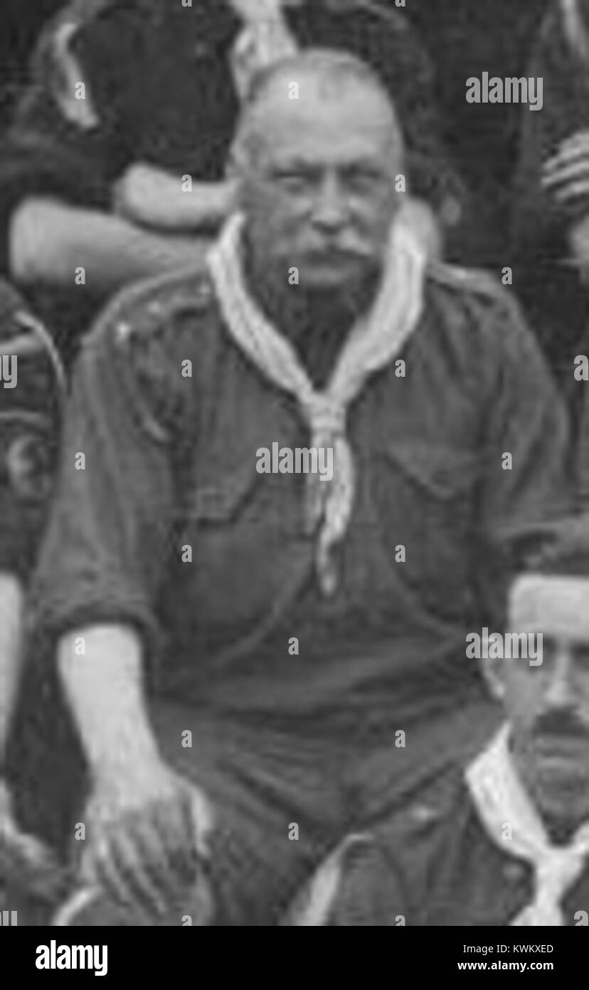 Una fotografia storica che mostra Jean Jacques Rambonnet alla terza formazione di Gilwell Wood Badge nei Paesi Bassi nel 1924, documentando i primi vertici dello scautismo internazionale. Foto Stock